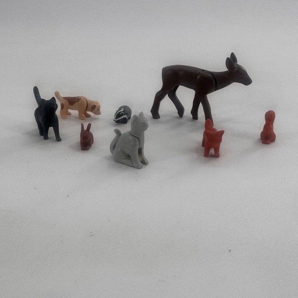 Lot Of 8 Small Playmobil Pets Dogs Cats Skunk Fox Squirrel Bunny Figures Animals